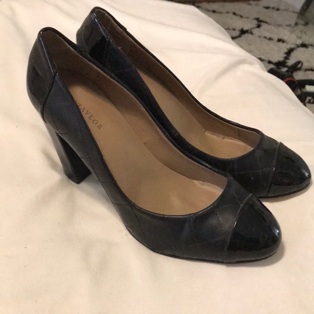 Ann Taylor Quilted Leather Block Heels Size 7M